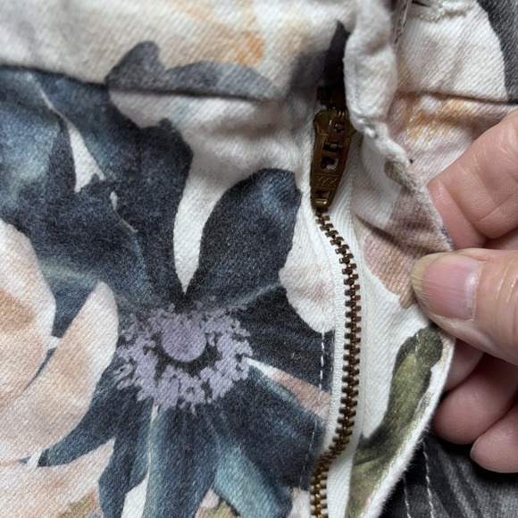 7 For All Mankind Floral Print Ankle Skinny Jeans Size 32 Made In USA - Picture 5 of 14